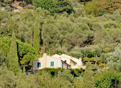 home build on a sloping site